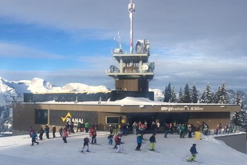 Schools Skiing